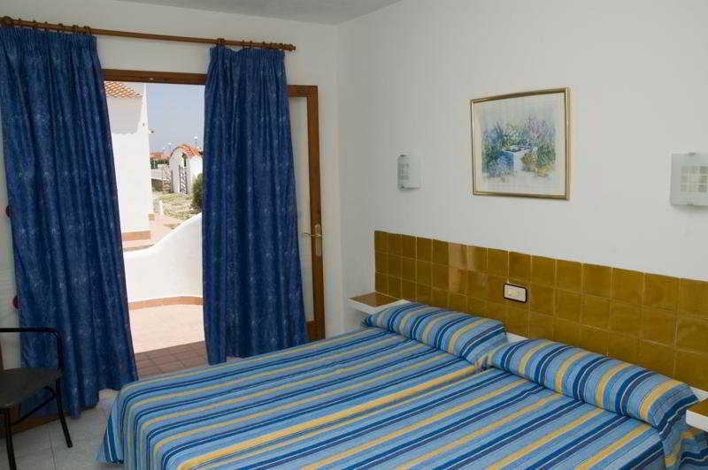 Sagitario Rymar Apartamentos Cala'N Bosch  Exterior photo